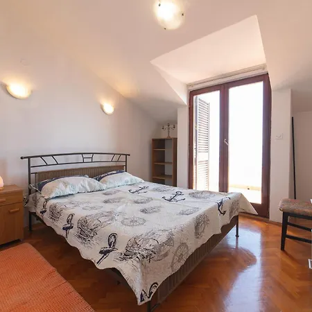 Apartment Sunrise Duilovo *